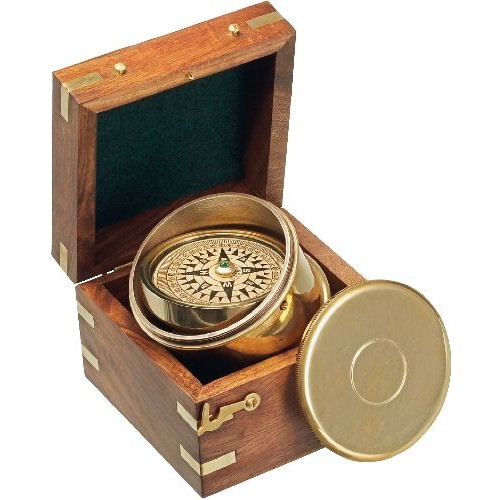 Lodní kompas v dřevěné kazetě